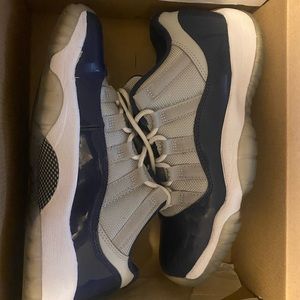 jordan retro low 11 georgetown